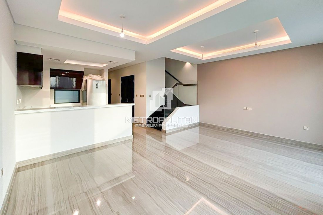 Townhouse en Damac Hills, Dubái, Emiratos Árabes Unidos 3 - 18885738