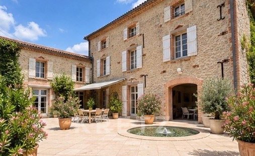 Haus in Cadalen, Okzitanien, Frankreich 1