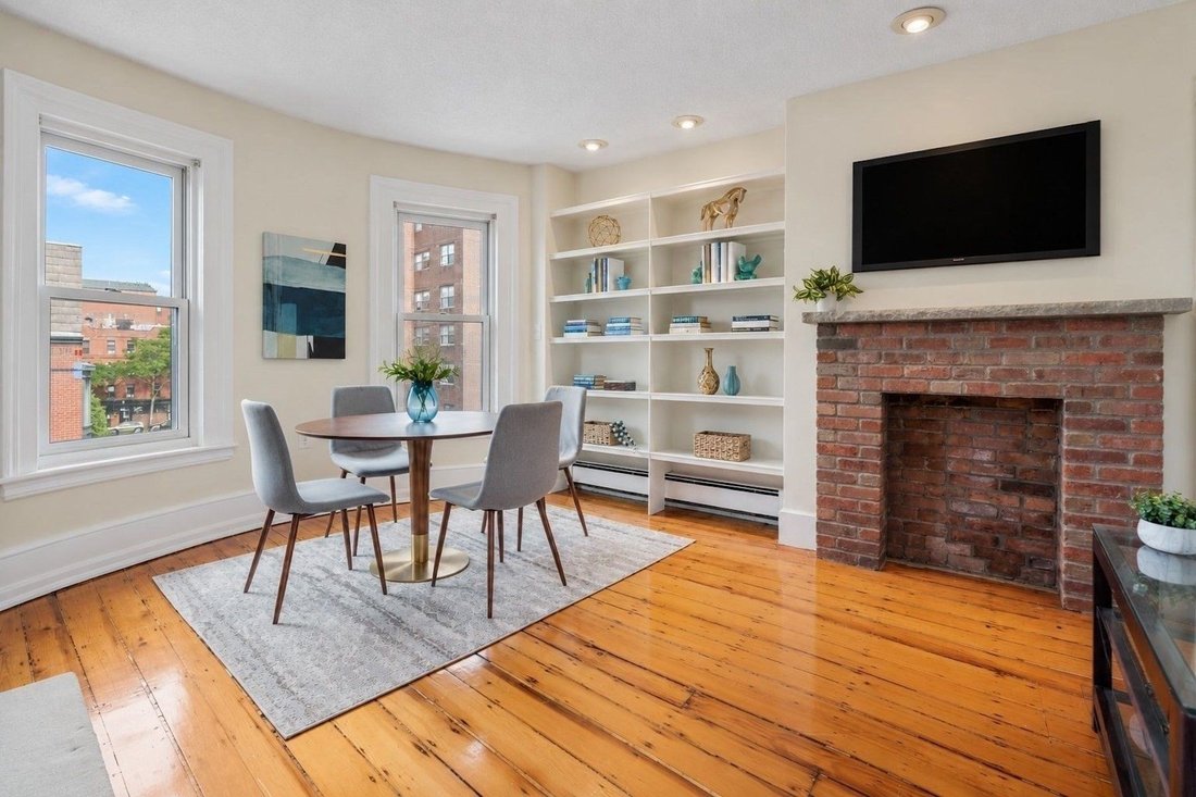 Condo in Boston, Massachusetts, United States 5 - 18878632