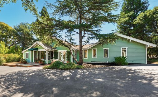 House in Penngrove, California, United States 1
