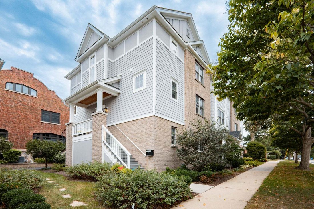 Townhouse in St. Charles, Illinois, United States 1 - 18889620