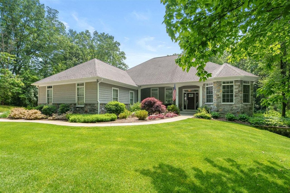 Maison à Kalamazoo, Michigan, États-Unis 2 - 18879431