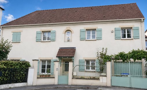 House in Bois-Colombes, Ile-de-France, France 1