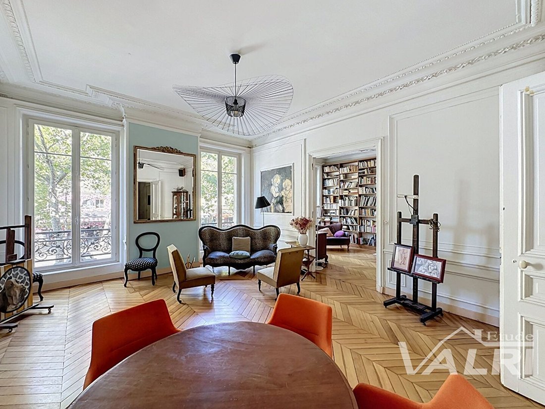 Appartement à Palais Royal, Paris 1er Arrondissement, Paris 1 - 18891402