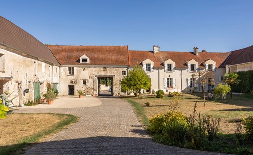 House in Annet-sur-Marne, Ile-de-France, France 1