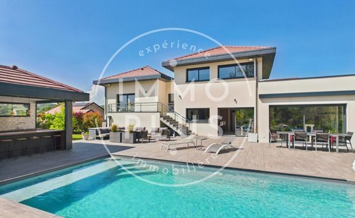 Villa en Saint-Martin-Bellevue, Fillière, Francia 1
