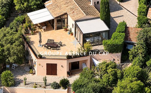 Villa en Les Issambres, Roquebrune-sur-Argens, Francia 1