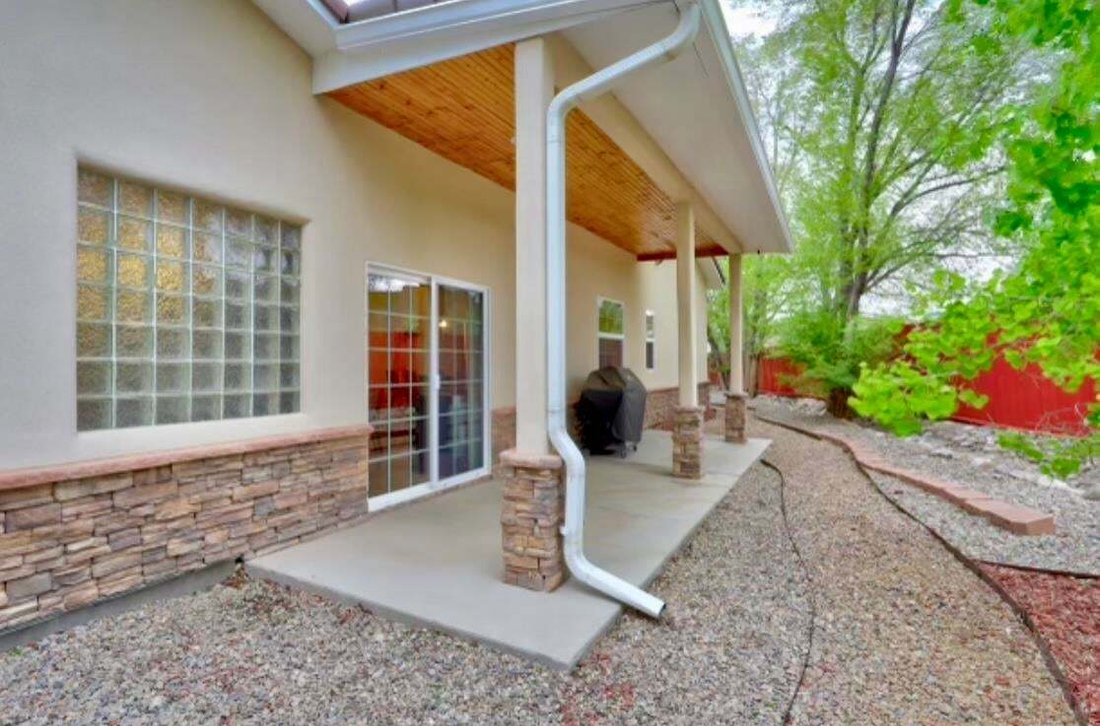 House in Taos, New Mexico, United States 4 - 18888262