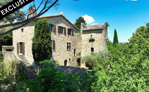 Maison à Centre Ville, Aubenas, France 1