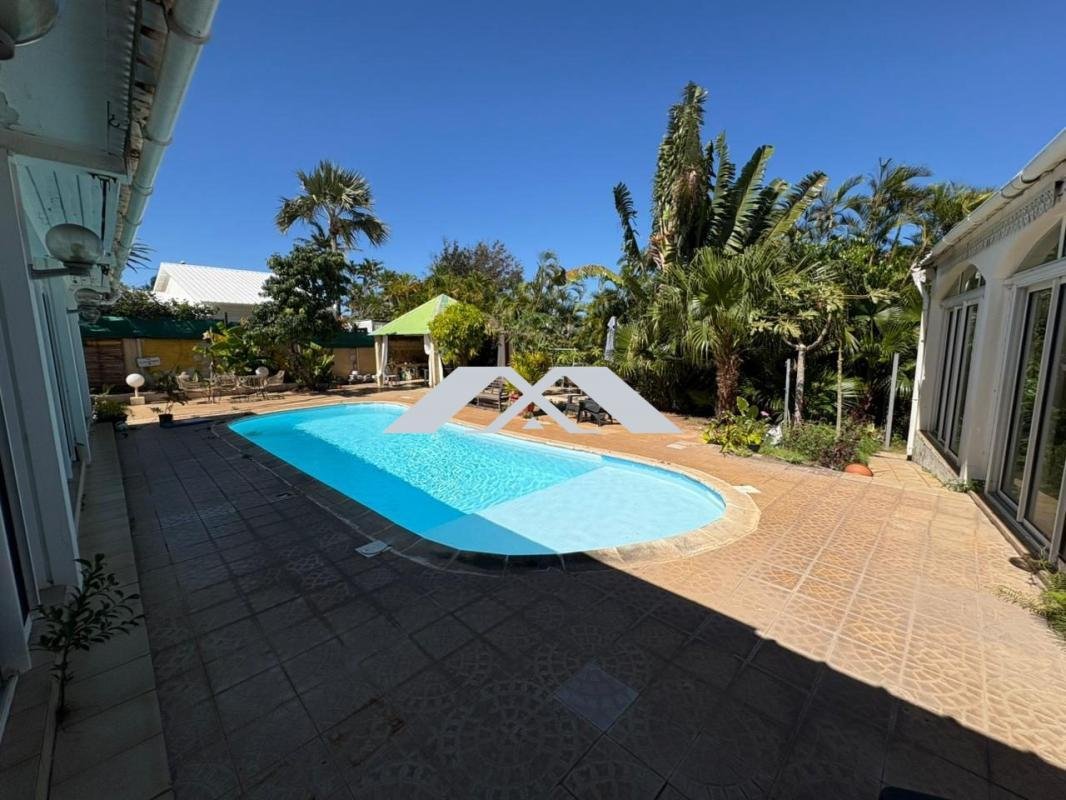 Villa in France 2 - 18883387