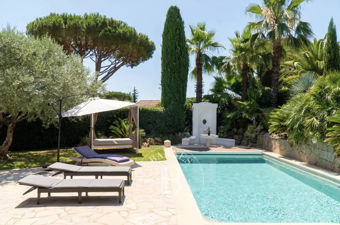 Villa en Gassin, Provenza-Alpes-Costa Azul, Francia 2 - 18884945