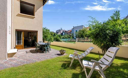 House in Pavé des Gardes, Chaville, France 1