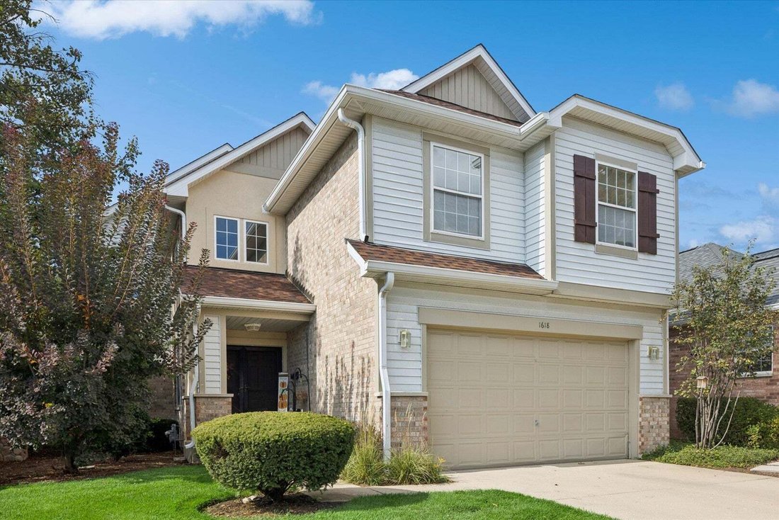 Condo in Villa Park, Illinois, United States 1 - 18889678