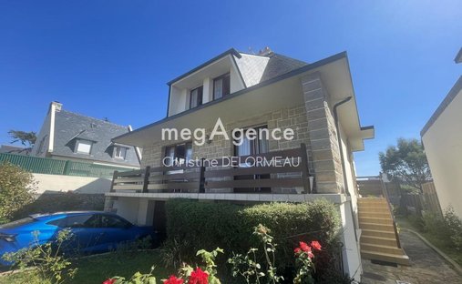 House in Saint-Malo, Brittany, France 1