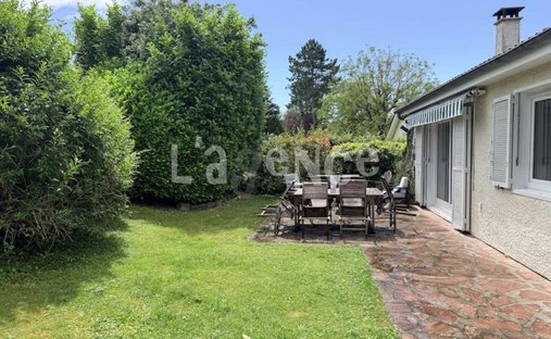 House in Centre Sud, Claye-Souilly, France 1