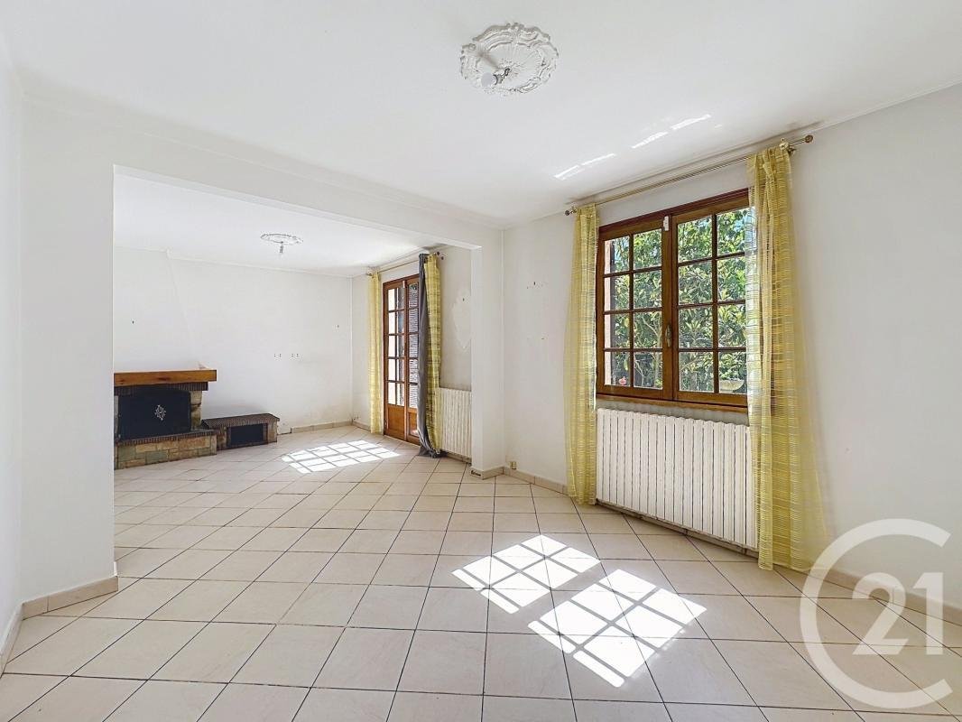 House in Vitry-sur-Seine, Ile-de-France, France 5 - 18883632