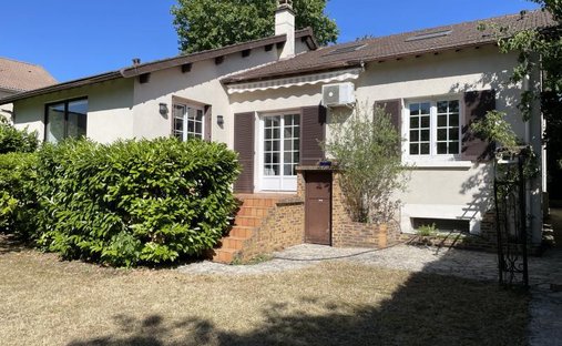Casa en Montesson, Isla de Francia, Francia 1