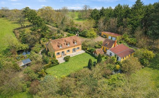 Casa a Ouest RN, Ecommoy, Francia 1