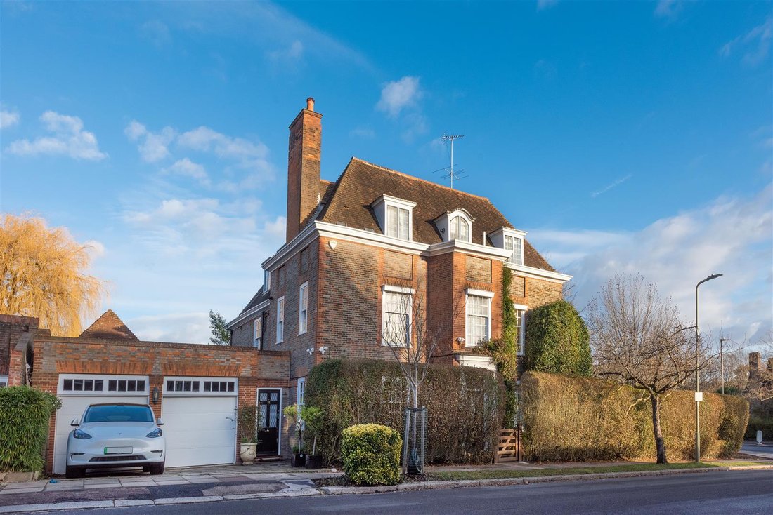 House in Hamstead, Shalfleet, England 1 - 18889330