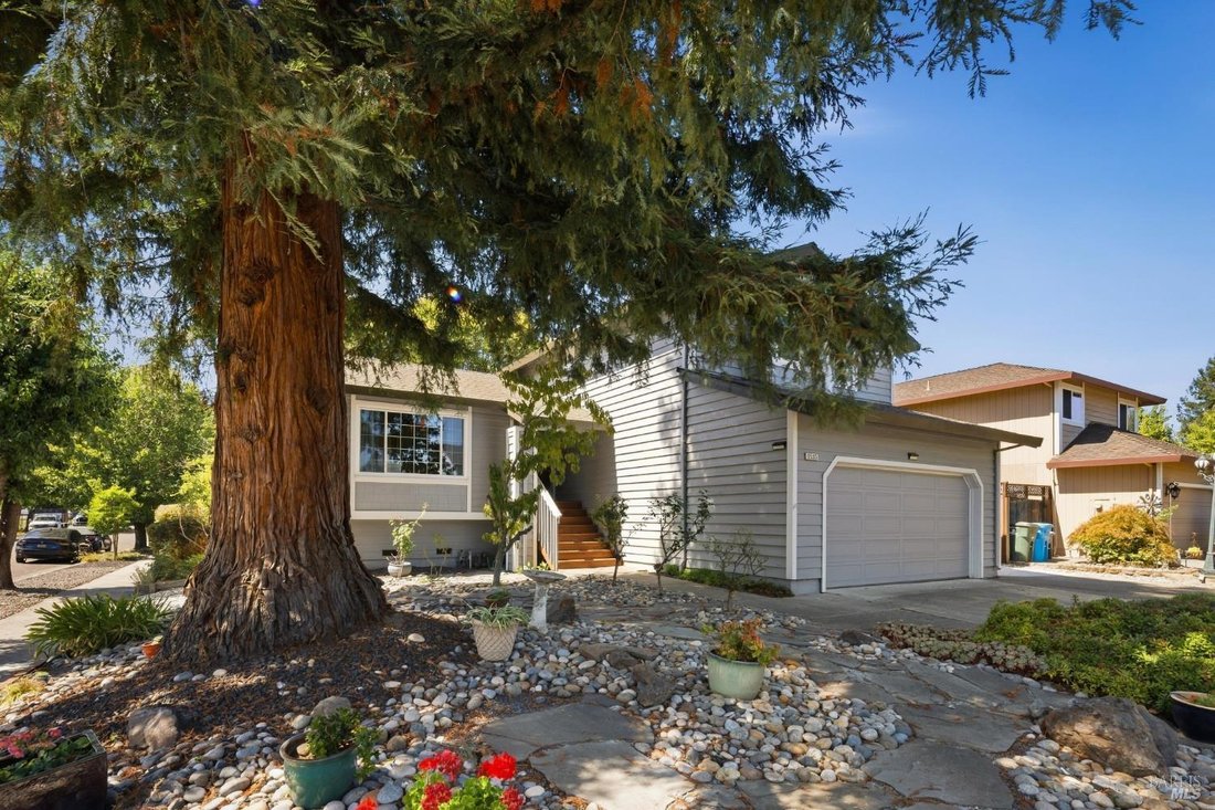 House in Santa Rosa, California, United States 1 - 18890715