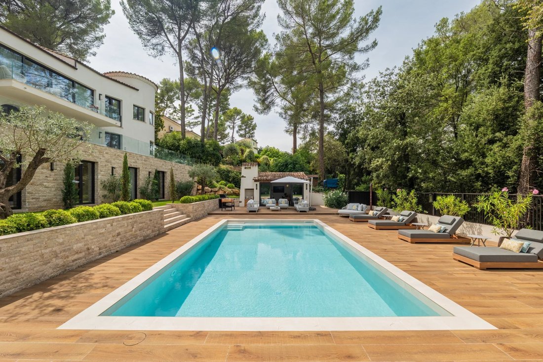 Villa in Mougins, Provence-Alpes-Côte d'Azur, France 4 - 18879620