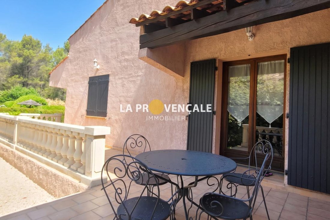 Casa en Greasque, Provenza-Alpes-Costa Azul, Francia 2 - 18880779