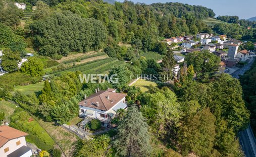 Villa in Bezirk Mendrisio, Tessin, Schweiz 1