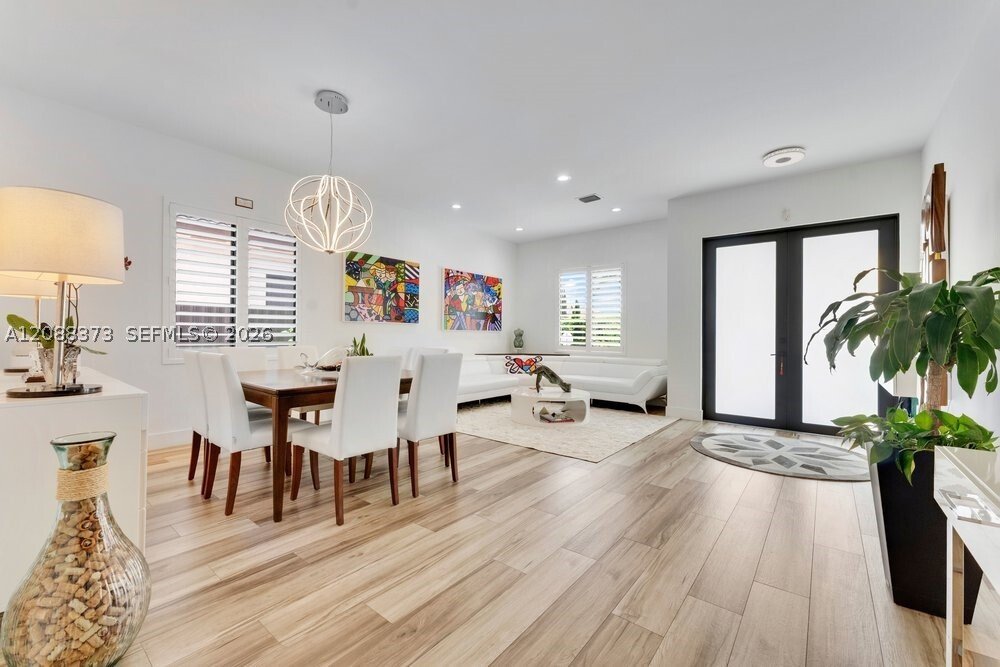 House in Miami, Florida, United States 4 - 18889862