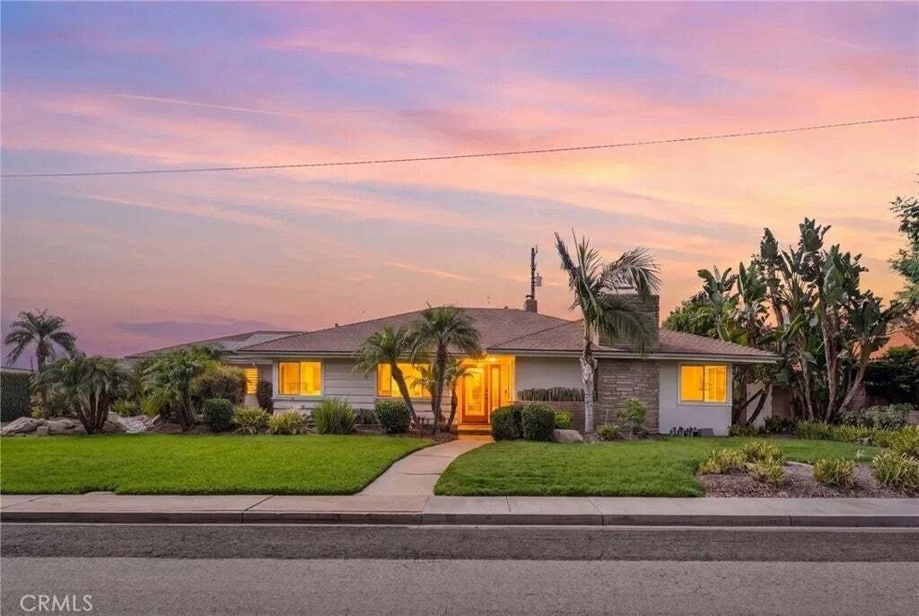 House in Pomona, California, United States 1 - 18890113