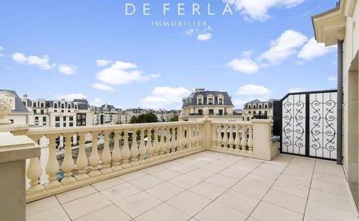 Apartment in Pergaud, Le Plessis-Robinson, France 1