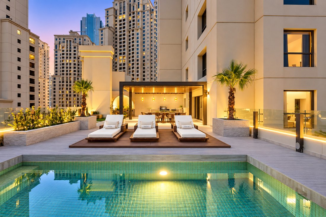 Condo in Al Wasl, Dubai, United Arab Emirates 1 - 18801933