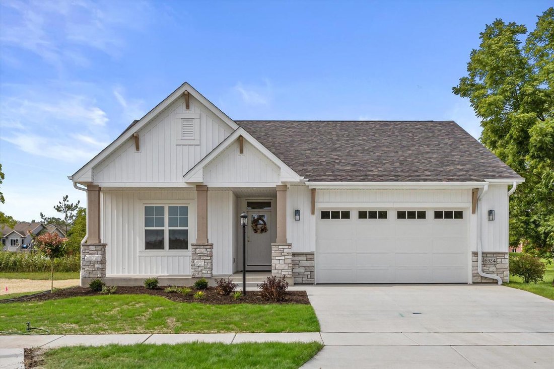 House in Kenosha, Wisconsin, United States 1 - 17988197