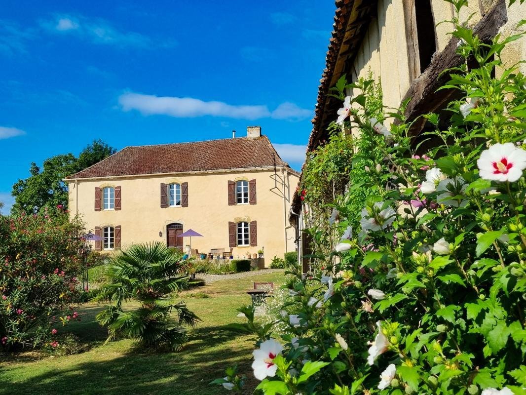 Maison à Ladevèze-Rivière, Occitanie, France 2 - 18882589