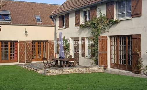 Landhaus in Gambais, Île-de-France, Frankreich 1