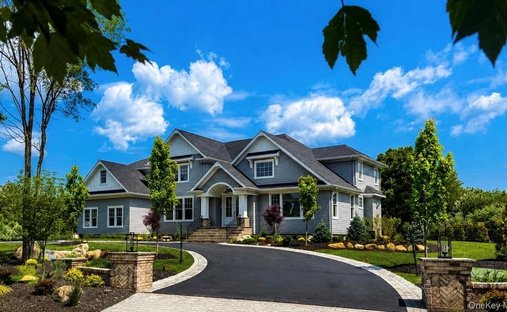 House in Yaphank, New York, United States 1