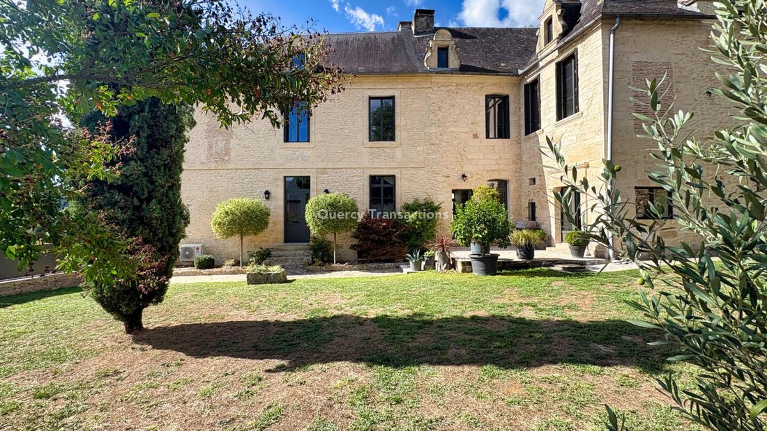Casa en Montignac-Lascaux, Nueva Aquitania, Francia 1 - 18882475