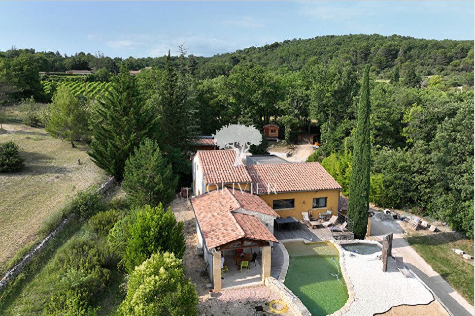 Casa en Saignon, Provenza-Alpes-Costa Azul, Francia 1 - 18882705