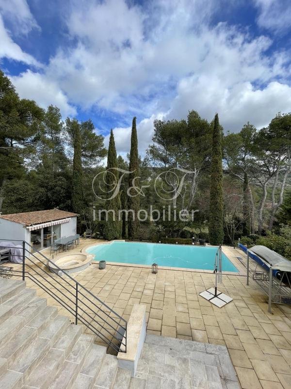 House in Taillades, Provence-Alpes-Côte d'Azur, France 1 - 18883415