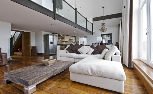 Appartamento a Centre Ville, Suresnes, Francia 1