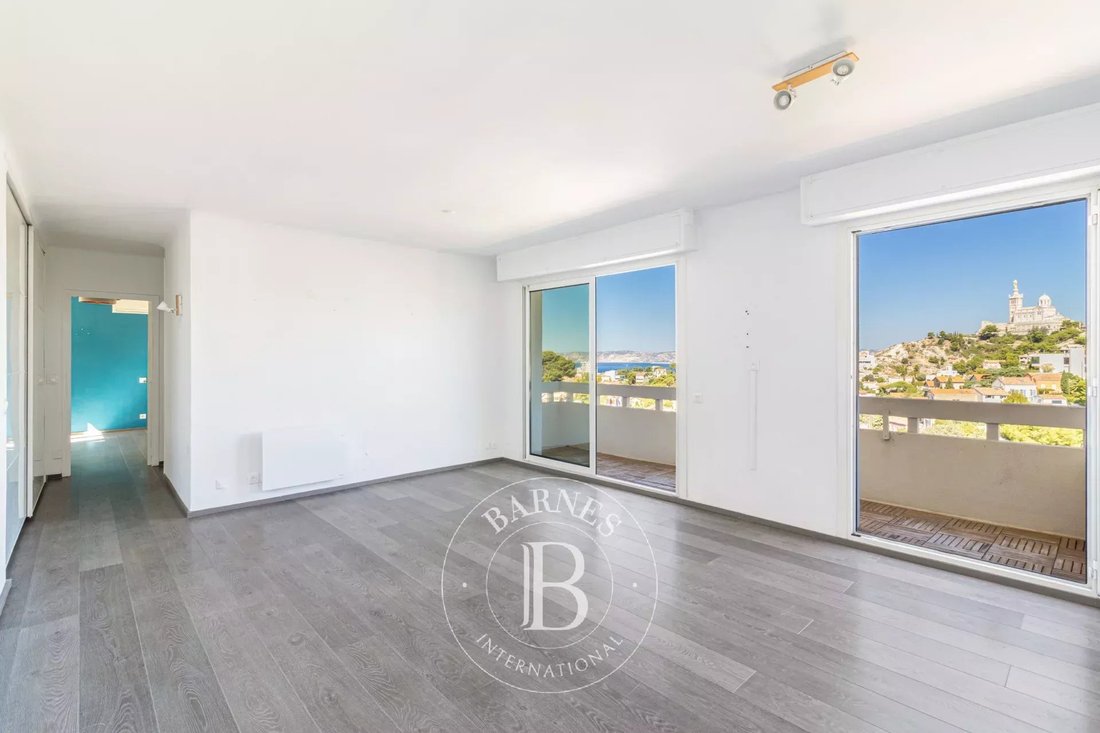 Apartment in Le Roucas Blanc, 7e Arrondissement, Marseille 3 - 18891528