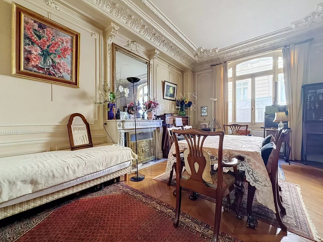 Apartment in Chaillot, Paris 16e Arrondissement, Paris 4 - 18880308