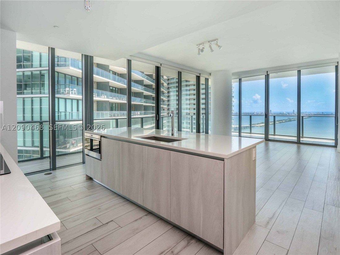 Condo in Miami, Florida, United States 5 - 18889422