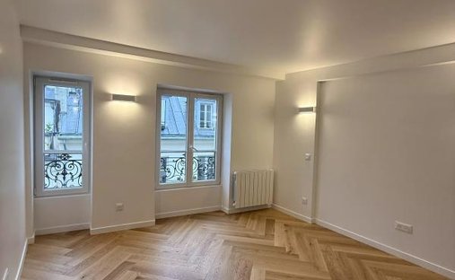 Apartment in Saint Germain des Prés, Paris 6e Arrondissement, Paris 1