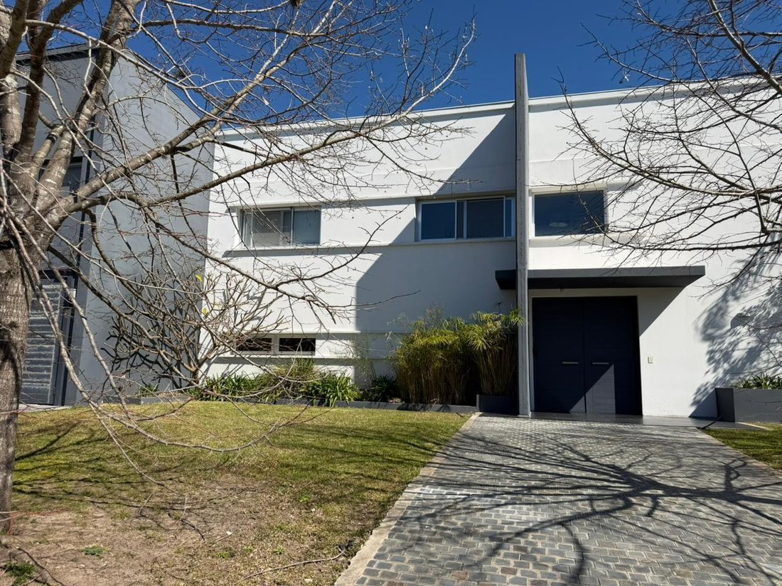 House in Rincón de Milberg, Buenos Aires Province, Argentina 2 - 18889921