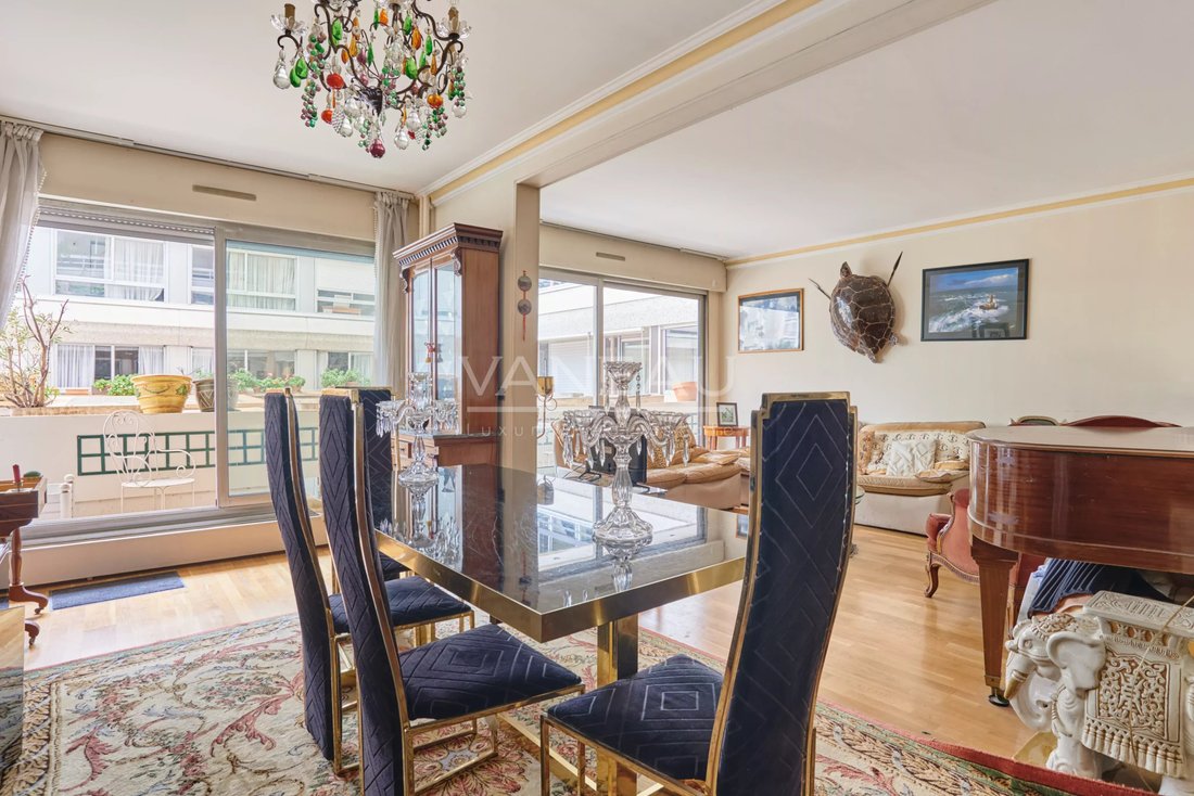 Appartamento a Cambronne-Garibaldi, Paris 15e Arrondissement, Parigi 2 - 18884754