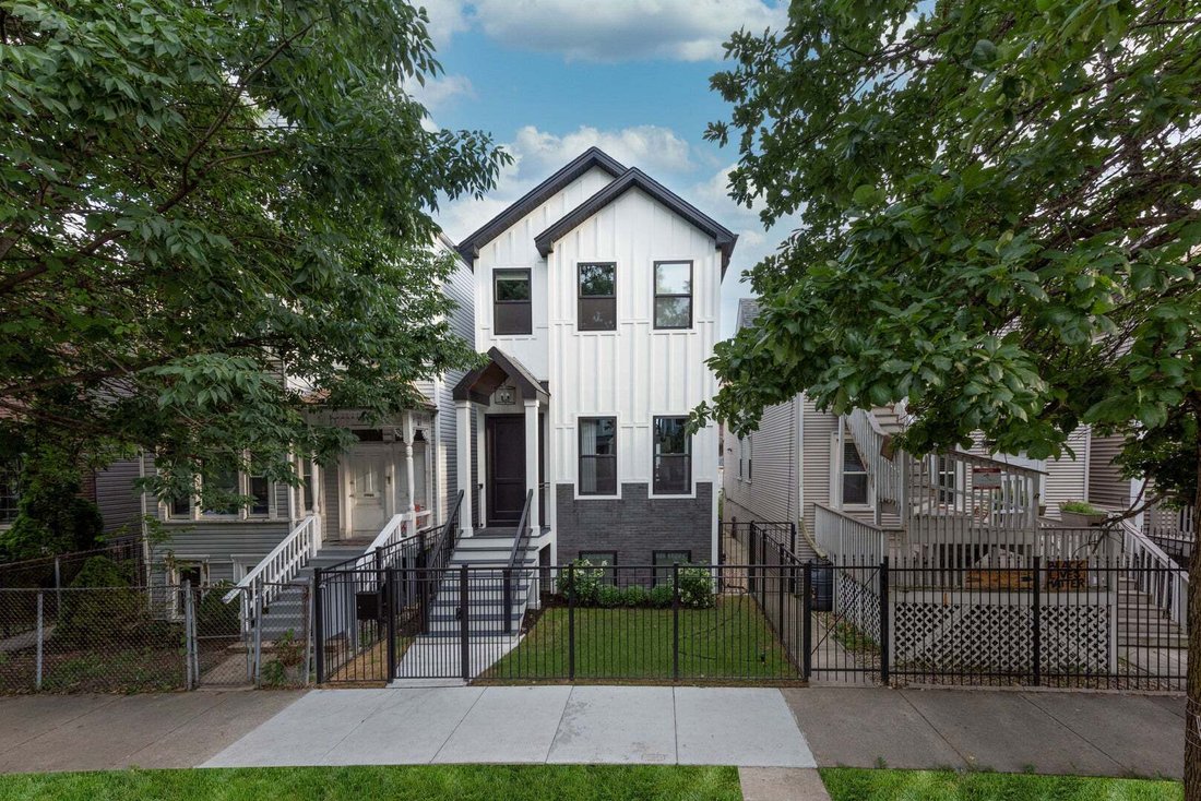 House in Chicago, Illinois, United States 1 - 18879800