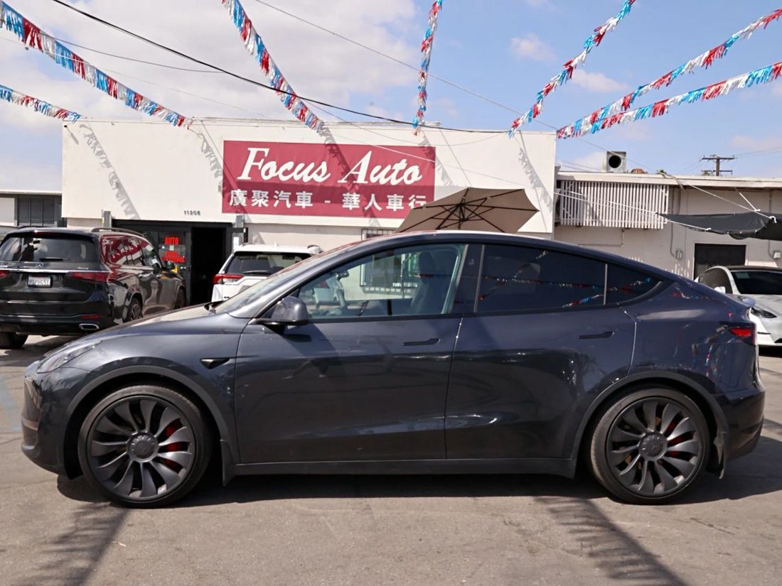 Suv in El Monte, CA, United States 4 - 18892246