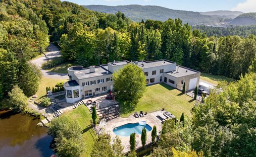 Casa en Sainte-Adèle, Quebec, Canadá 1