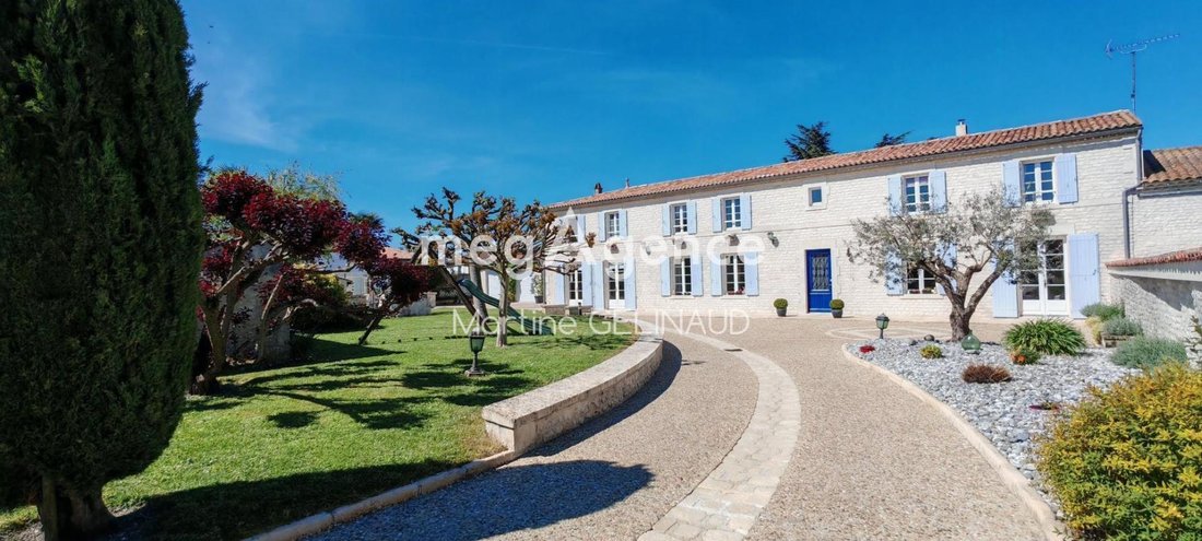 Casa en Centre, Saintes, Francia 1 - 18886042
