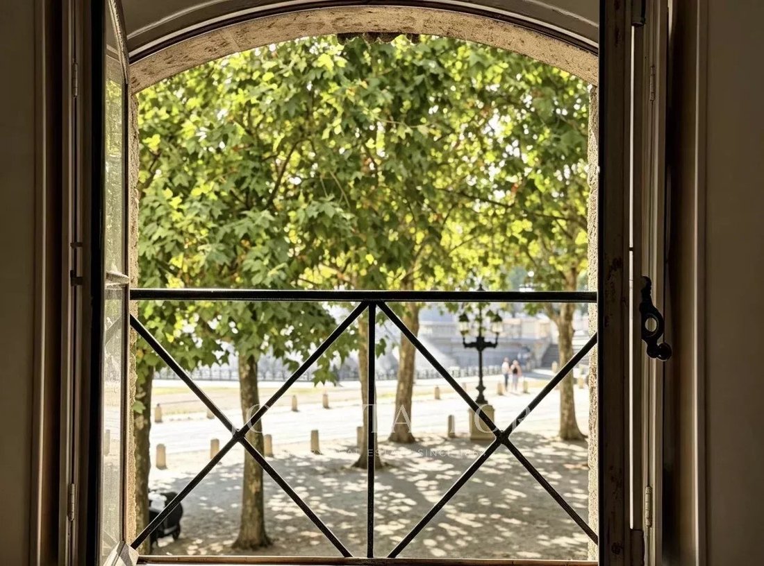 Apartment in Grand Parc-Chartrons-Paul Doumer, Bordeaux, France 1 - 16898450
